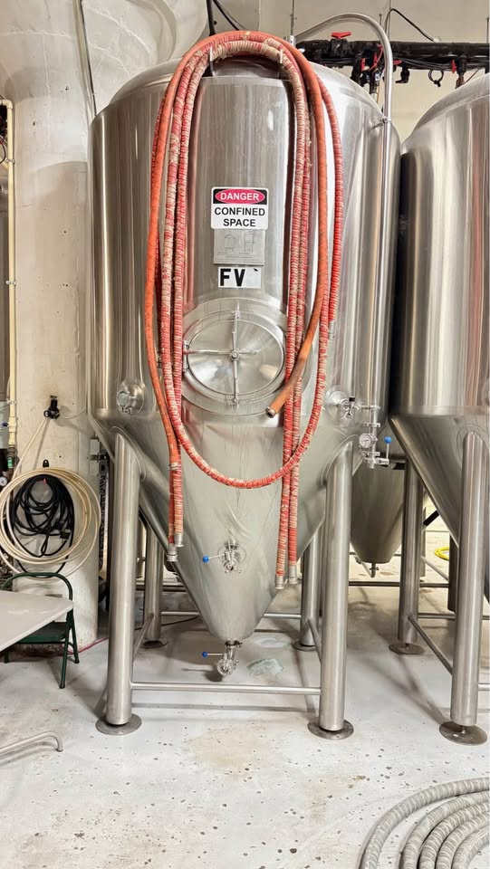 30 BBL Unitank Fermenters – Complete w/ Pipework