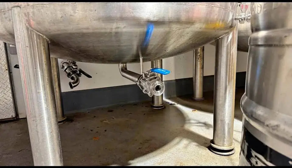 13.6bbl Single Wall Serving Tanks For Only $1,990 Each