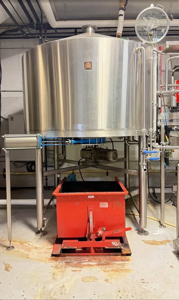 30 BBL Newlands Steam Brewhouse – Complete System w/ Pumps, Pipework & Stand