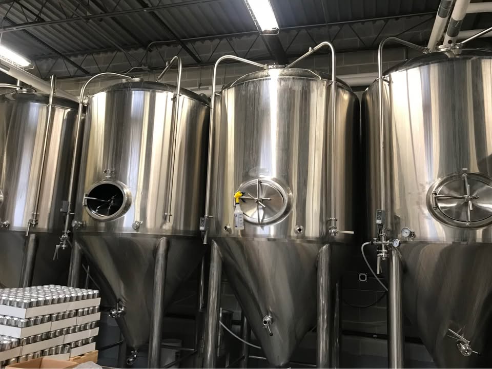 Used 30 BBL Unitank Fermenters – Complete with All Pipework
