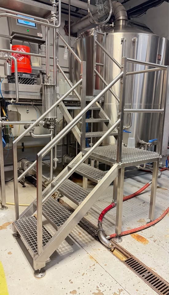 30 BBL Newlands Steam Brewhouse – Complete System w/ Pumps, Pipework & Stand