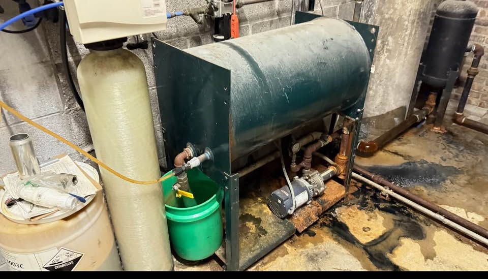 Columbia MPH-60 Steam Boiler – 2,520,000 BTU – w/ Blowdown Tank