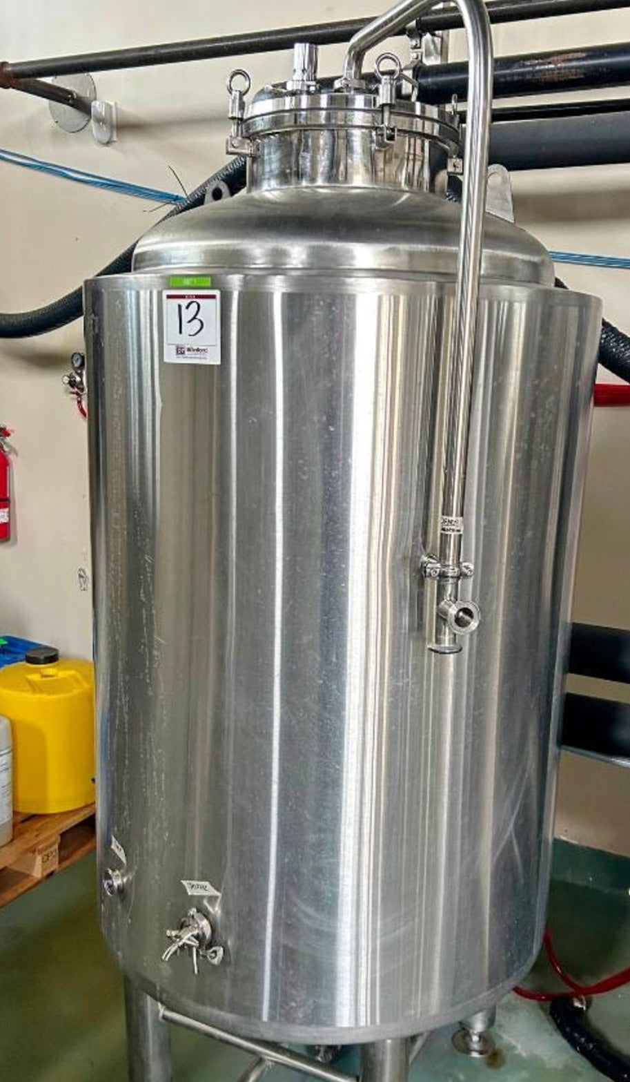 4bbl Glycol Jacketed, insulated, brite tanks/serving tanks