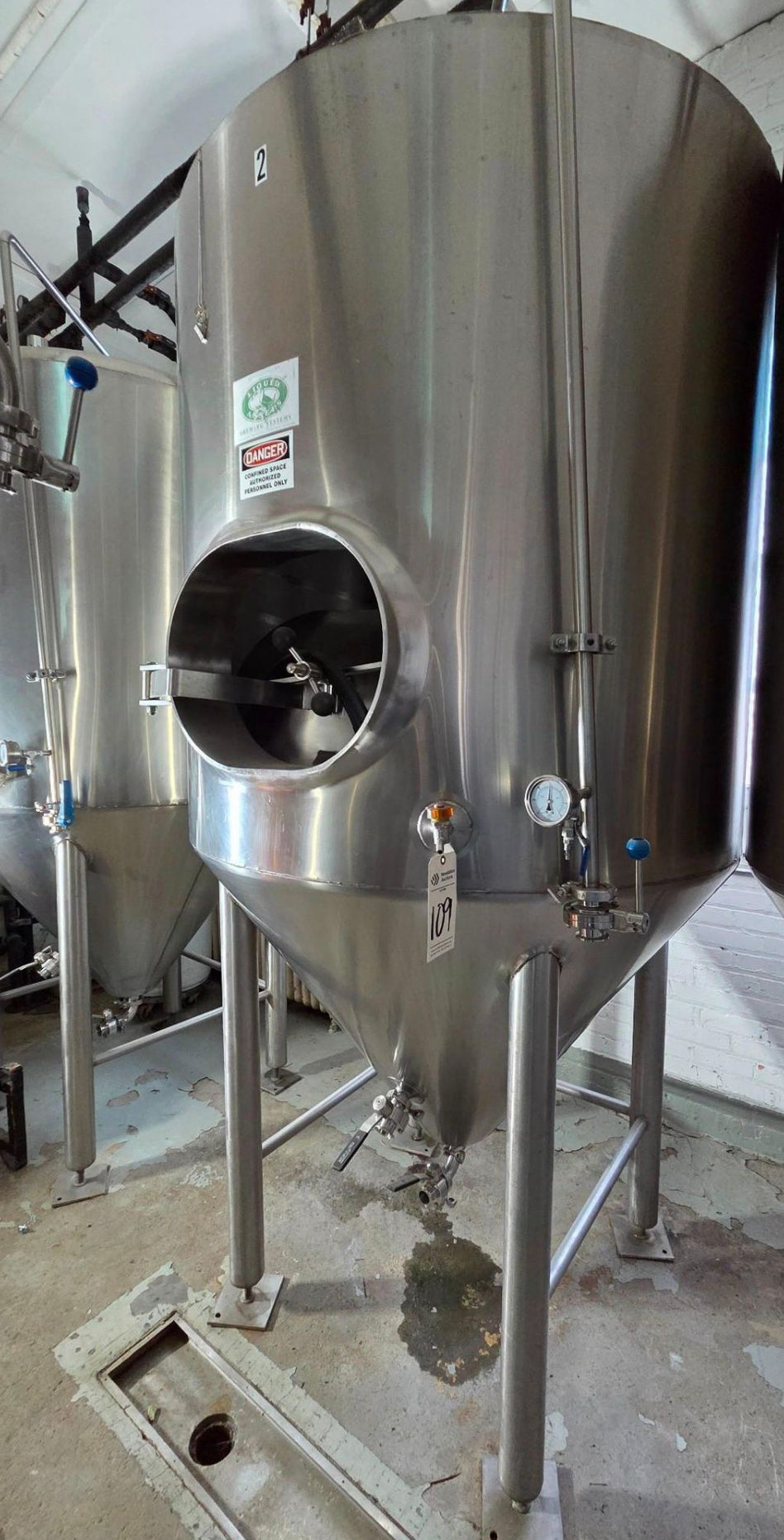 Lot of (4) 15 BBL Unitanks – Aggressively Priced –