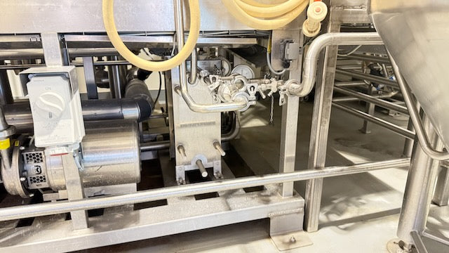 (Reduced!) Lehui 4bbl Steam Brewhouse – Mash/Lauter, Boil Kettle, HLT/CLT Combow/ Controls& Platform