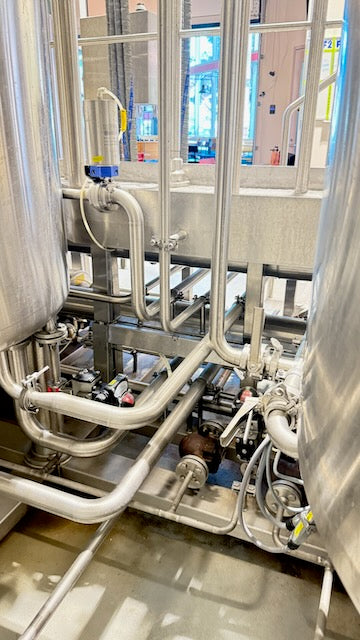 (Reduced!) Lehui 4bbl Steam Brewhouse – Mash/Lauter, Boil Kettle, HLT/CLT Combow/ Controls& Platform