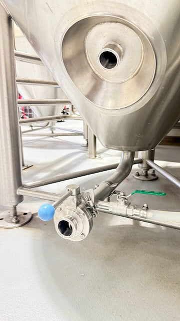 (Reduced!) 4bbl Lehui Unitank/Fermenters Insulated/Glycol Jacketed - 8 Available!