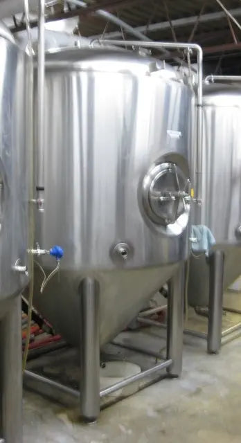 20BBl Deutsche Fermenters- Unitanks Insulated, Low Ceiling Model!! Glycol Jacketed