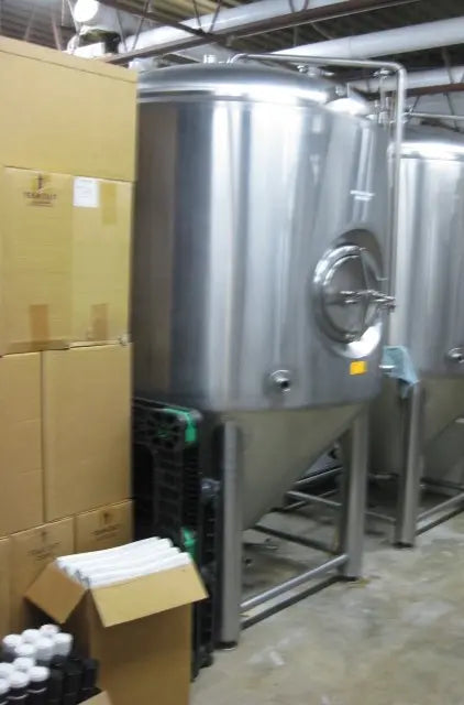 20BBl Deutsche Fermenters- Unitanks Insulated, Low Ceiling Model!! Glycol Jacketed