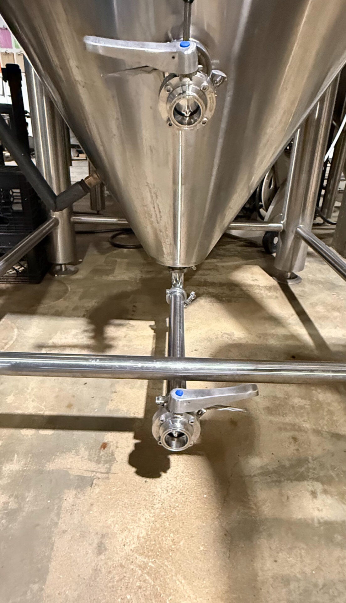 40BBL Brewsmart Unitanks – From Washington D.C. Closure