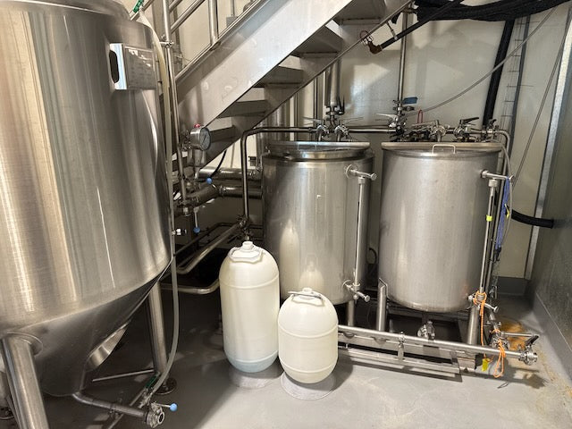 (Reduced!) Lehui 4bbl Steam Brewhouse – Mash/Lauter, Boil Kettle, HLT/CLT Combow/ Controls& Platform