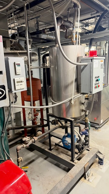 (Reduced!) Columbia 9.5 HP Steam Boiler (~318,000 BTU/hr) –