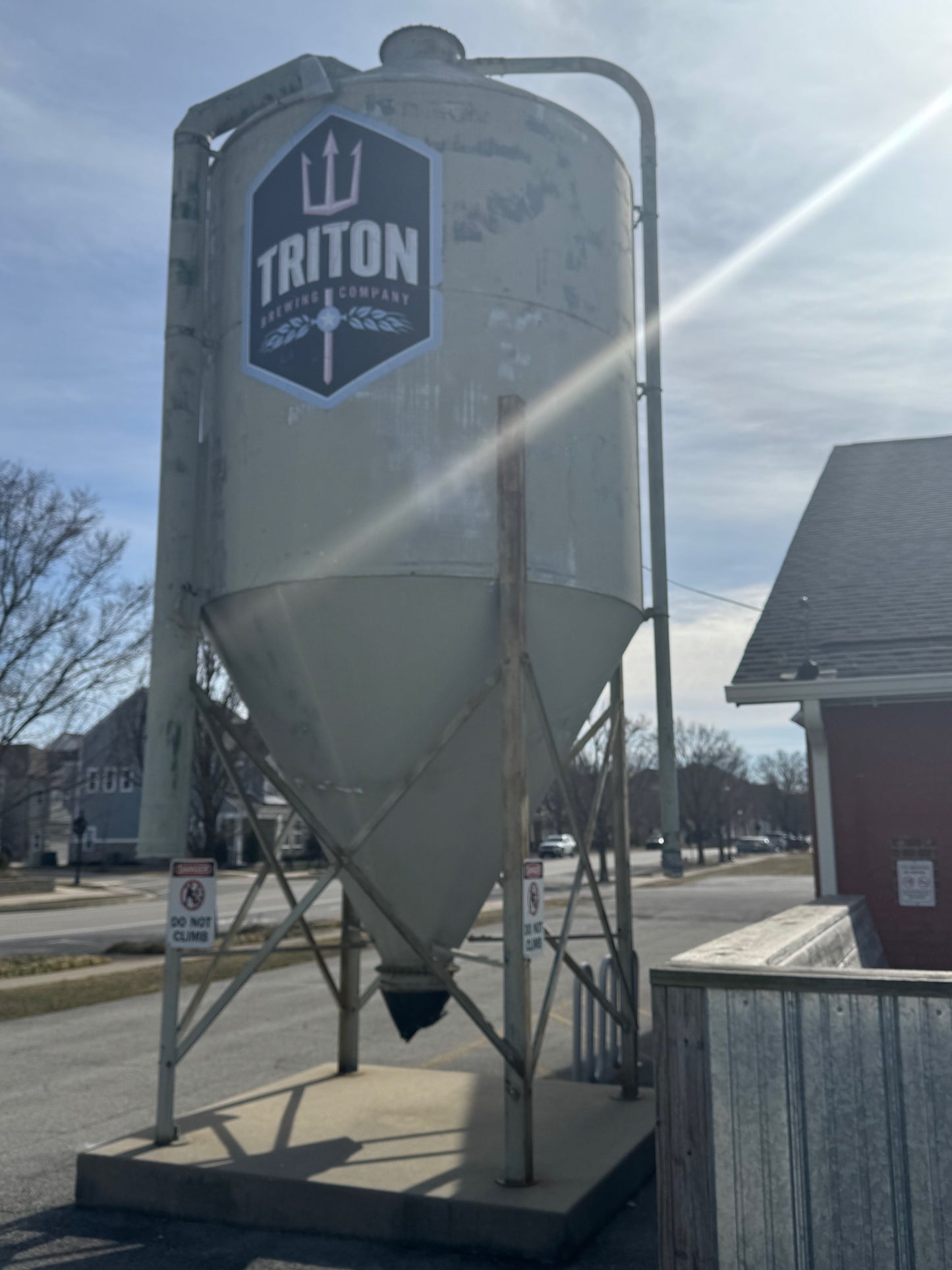 Grain Silo 18000 lb capacity