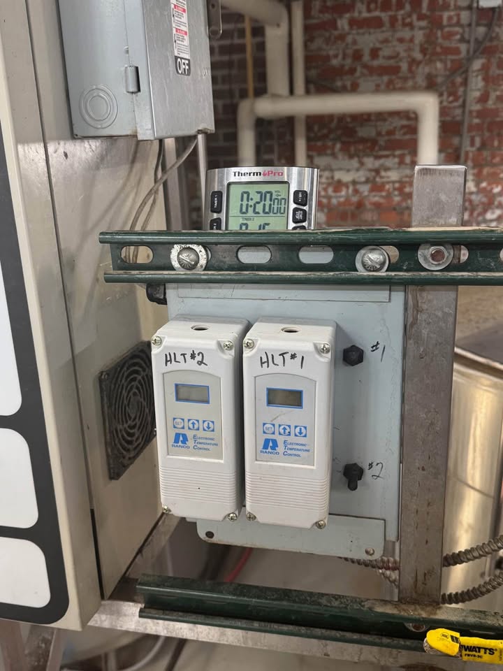 (Heavily Reduced!) 20hl HDP Brewhouse w/ Mashtun/Whirlpool, Boil Kettle, 3 pumps, HLT